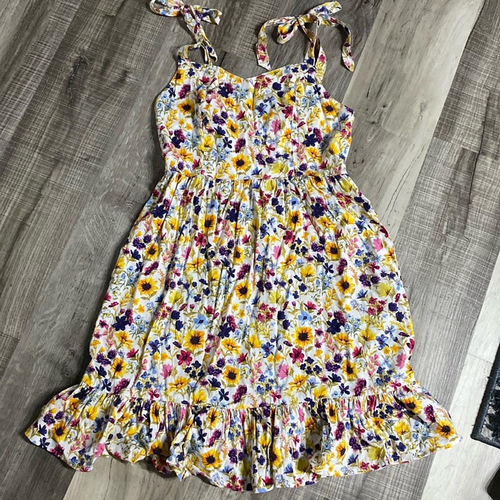 Old Navy Tie Shoulder Wildflower Cami Dress Smocked Back